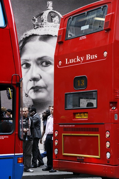 Queen_Clinton_Bus